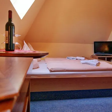 بيت ضيافة Mola